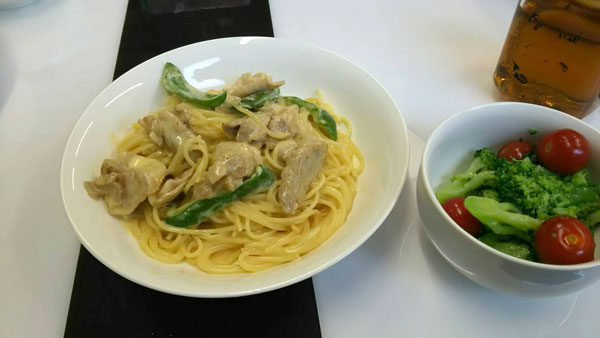 会社のお昼ご飯